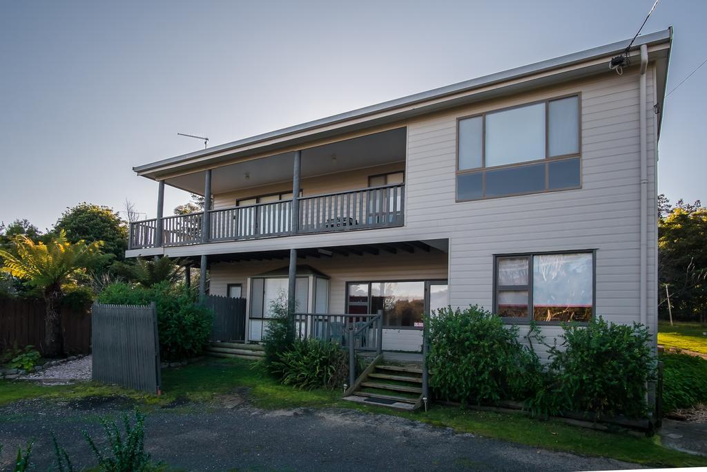 Cove Beach Apartment 2 Coles Bay Extérieur photo