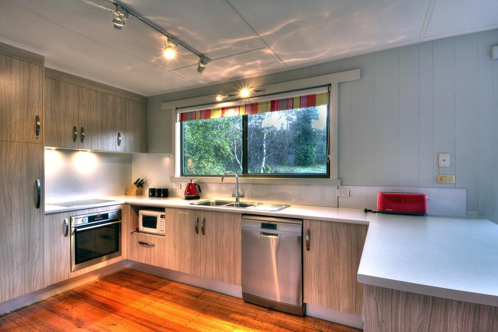 Cove Beach Apartment 2 Coles Bay Extérieur photo